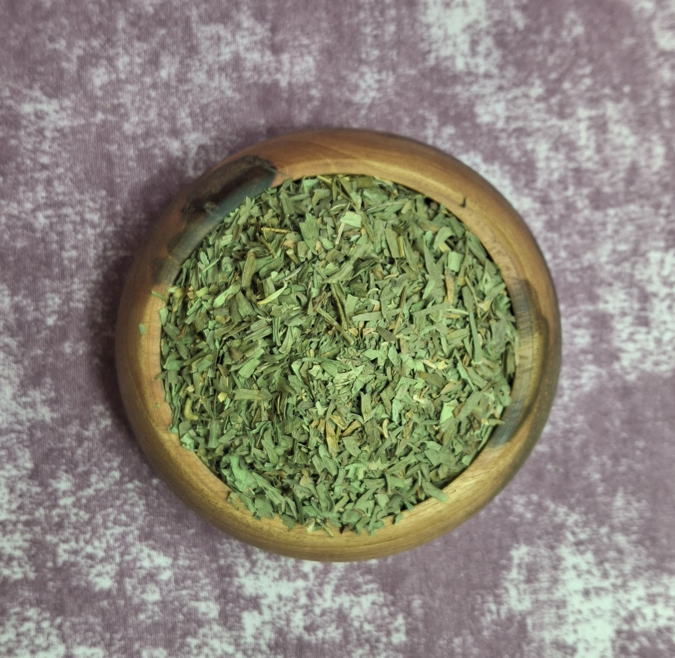 سبزی خشک ترخون